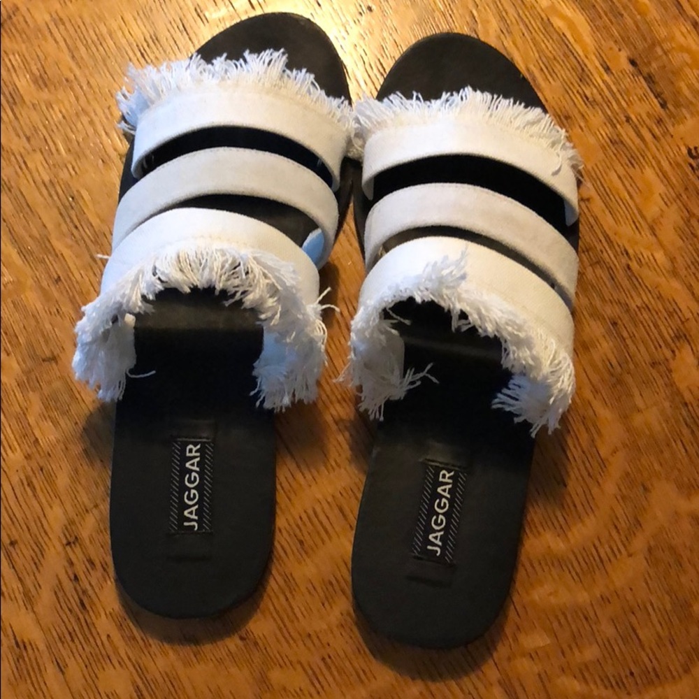 Whites women’s sandals